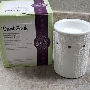 Scentsy Desert Earth Deluxe Warmer